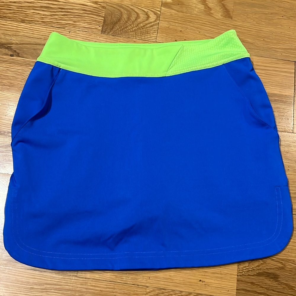 Under Armour Skort - Size Small